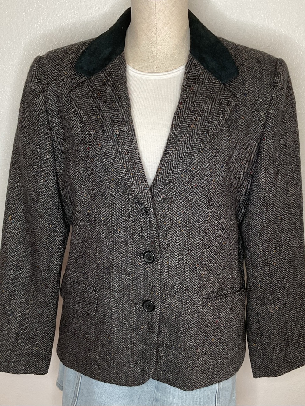 VTG Herringbone Wool Tweed Blazer Suede Collar